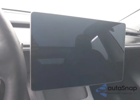 2022 Tesla Model Y Long Range Dual Motor All-Wheel Drive from USA, damaged, VIN 7SAYGDEE2NF392307